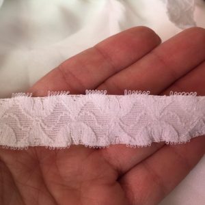 Dantela elastica ingusta alb