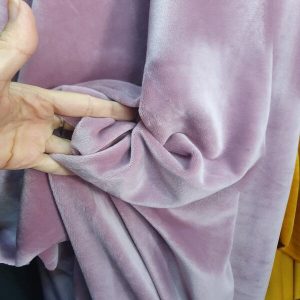 Catifea elastica lila prafuit