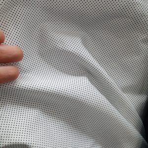 Material amestec bumbac alb cu picatele