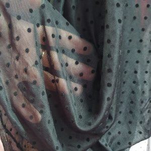 Tul elastic negru cu bulinute catifelate