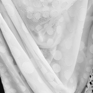 Voal diafan alb cu motive opace
