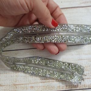 Banda termoadeziva cu strasuri