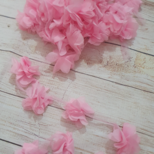 Banda cu flori roz