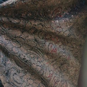 Dantela cu sclipici maron