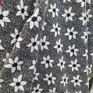 Tricot texturat gri margarete