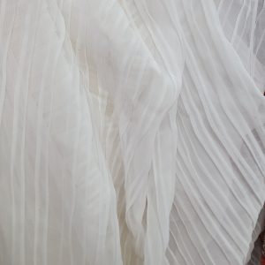 Voal plisat, alb