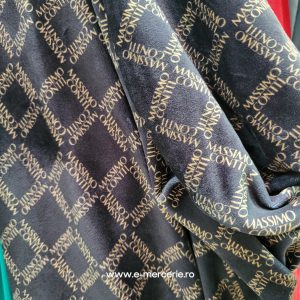 Catifea soft negru scris mare