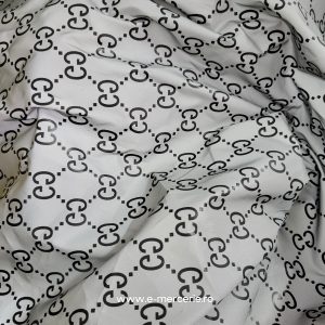 Material impermeabil reflectorizant