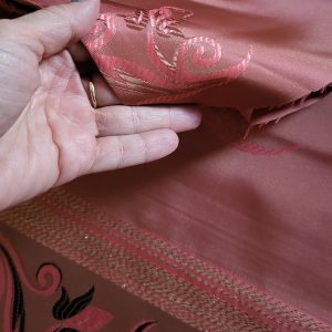 Tafta cărămiziu pentru draperii