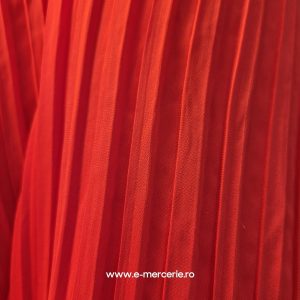 VOAL PLISAT ROSU