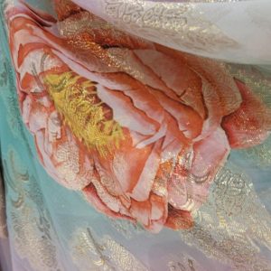 VOAL PASTEL CU FIR AURIU 4