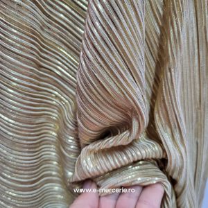 VOAL PLISAT MARUNT BEJ